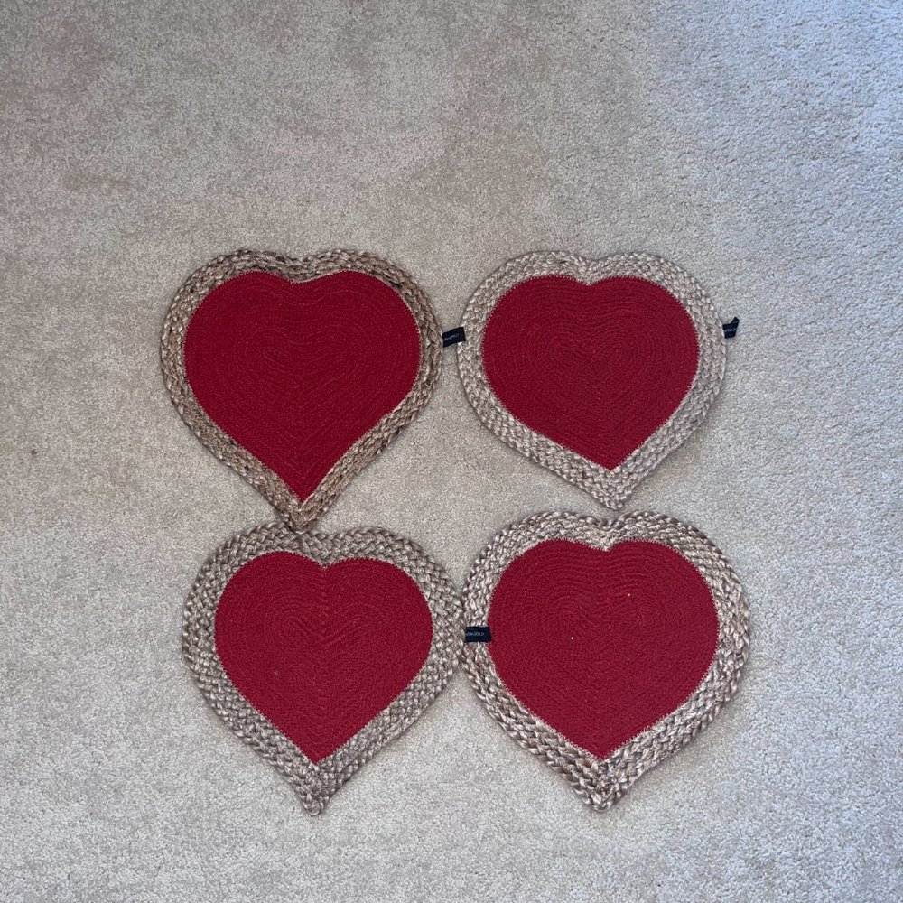 Cynthia Rowley Heart Placemats